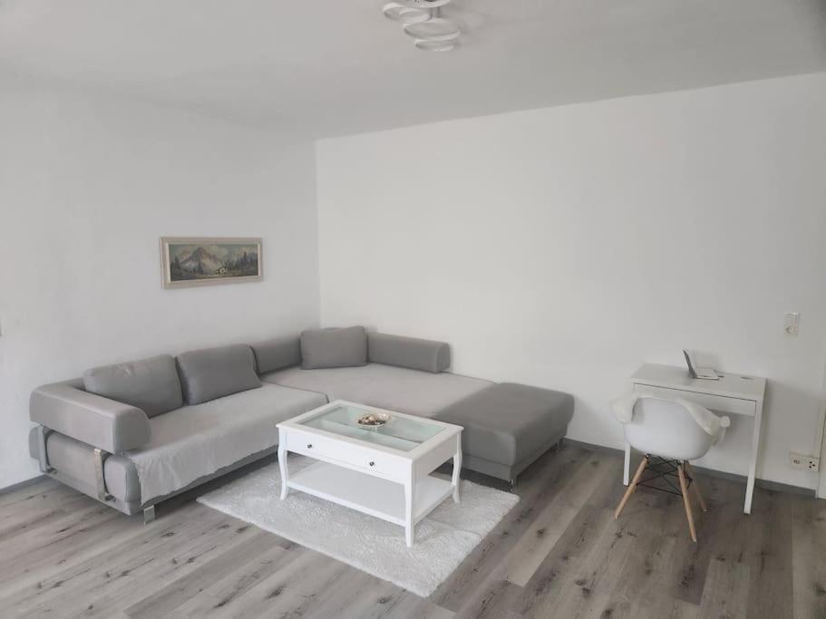 Tor Stay - Charmante 2 Zimmer Apartment アンスバッハ エクステリア 写真