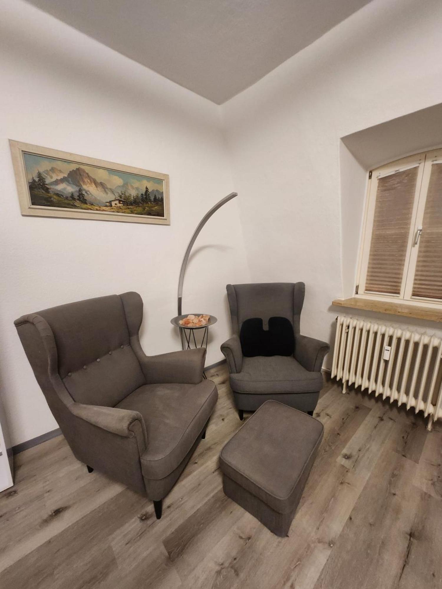 Tor Stay - Charmante 2 Zimmer Apartment アンスバッハ エクステリア 写真